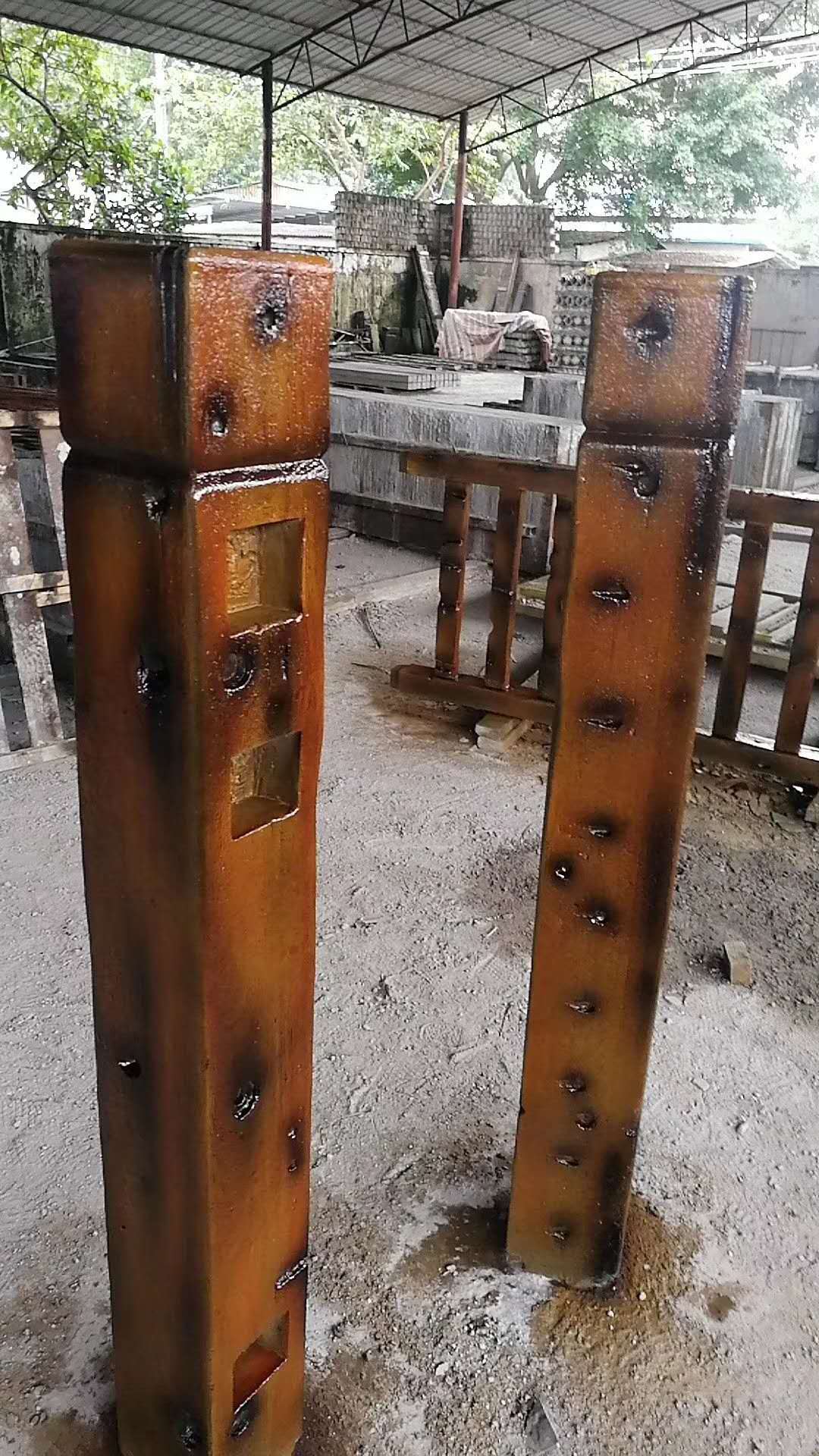 防木護(hù)欄