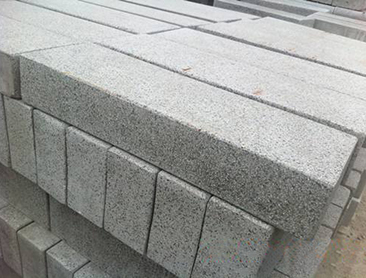 路側(cè)石